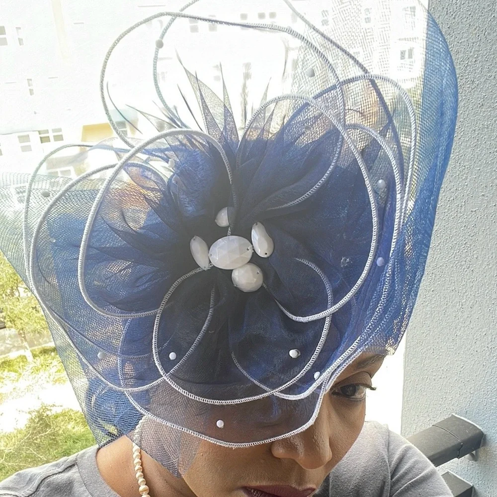 Unique wrap around headpiece - Picture 4 of 7